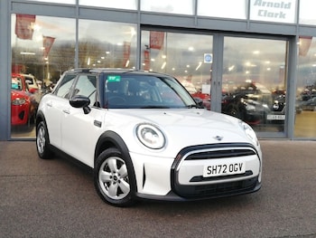 Used MINI Hatch 2023 for sale - 77008839: Photo