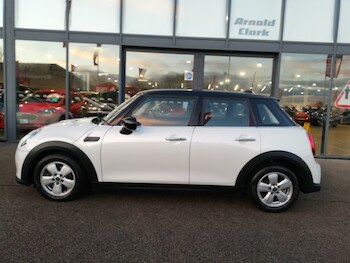 Used MINI Hatch 2023 for sale - 77008839: Photo