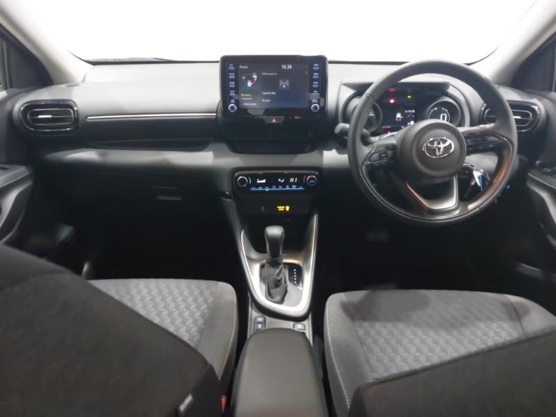 Used Toyota Yaris 2023 for sale - 77912916: Photo 2