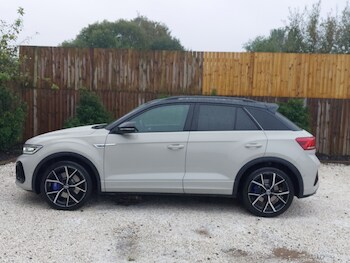 Used Volkswagen T-Roc 2025 for sale - 76165522: Photo 4