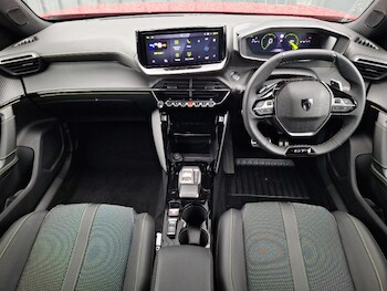 Used Peugeot 2008 2025 for sale - 76254039: Photo 2