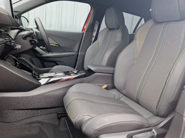 Used Peugeot 2008 2025 for sale - 76254039: Photo 5