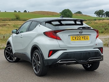 Used Toyota C-HR 2022 for sale - 75750467: Photo