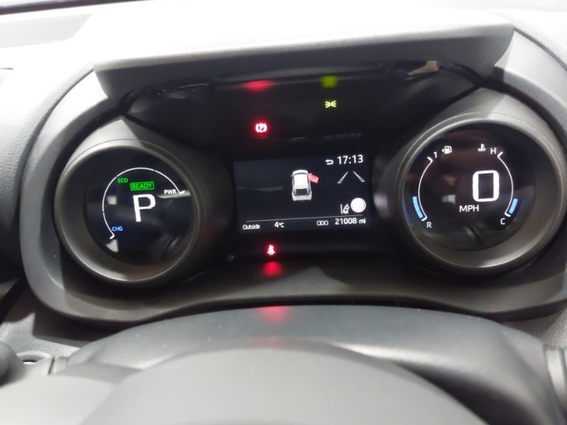 Used Toyota Yaris Cross 2023 for sale - 77708177: Photo 11