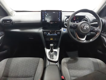 Used Toyota Yaris Cross 2023 for sale - 77708177: Photo