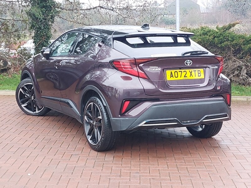 Used Toyota C-HR 2023 for sale - 77949494: Photo 3