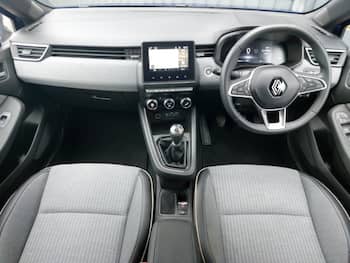 Used Renault Clio 2024 for sale - 79641636: Photo