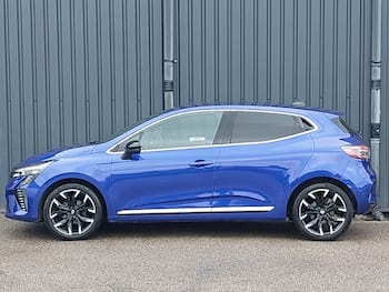 Used Renault Clio 2024 for sale - 79641636: Photo