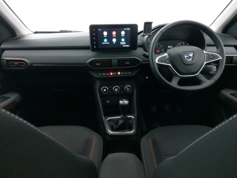 Used Dacia Sandero Stepway 2023 for sale - 77645387: Photo 2