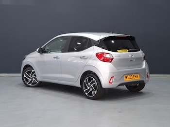 Used Hyundai i10 2023 for sale - 75575962: Photo