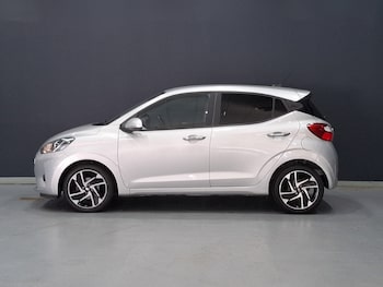 Used Hyundai i10 2023 for sale - 75575962: Photo