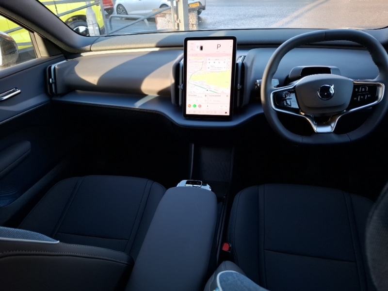 Used Volvo EX30 2025 for sale - 77657161: Photo 2