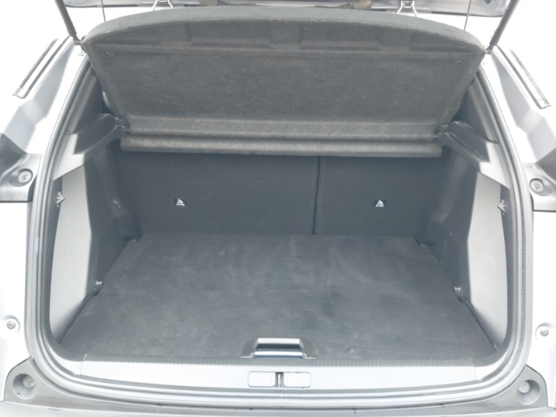 Used Peugeot 2008 2023 for sale - 78207122: Photo 8