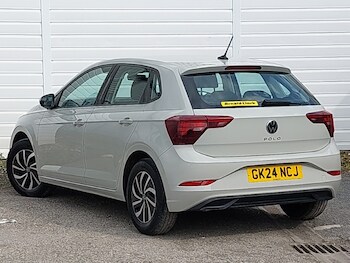 Used Volkswagen Polo 2024 for sale - 78952445: Photo