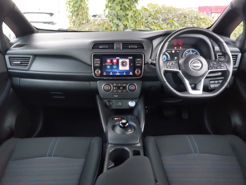 Used Nissan Leaf 2022 for sale - 77371532: Photo 2