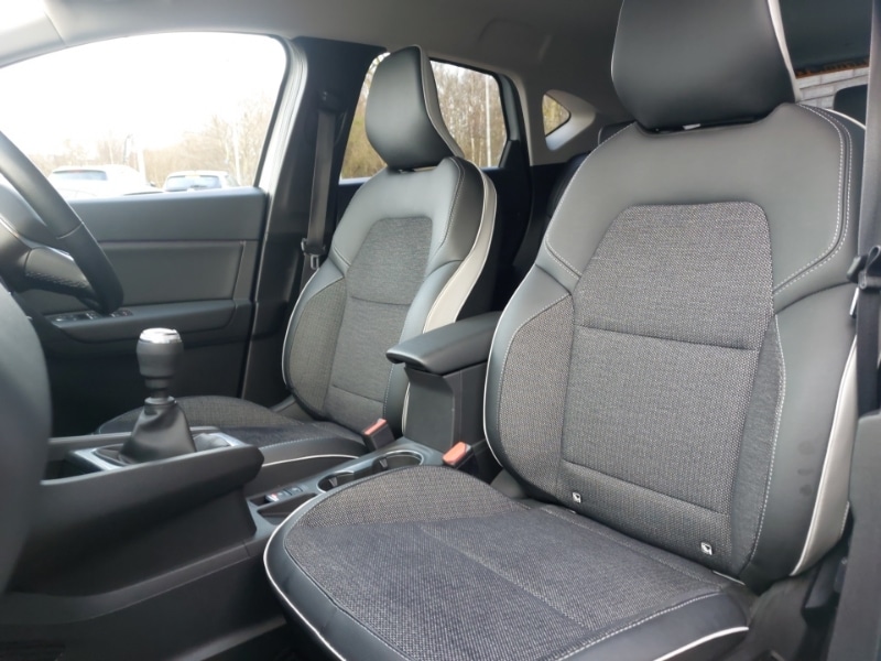 Used Renault Captur 2023 for sale - 77875953: Photo 12