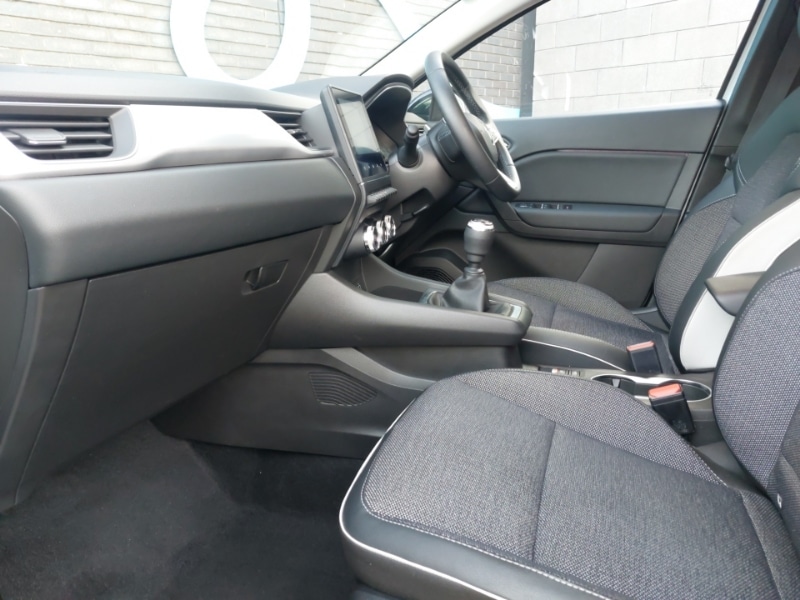 Used Renault Captur 2023 for sale - 77875953: Photo 5