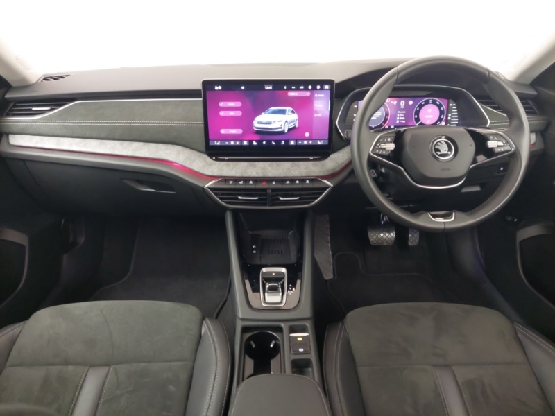 Used Skoda Octavia 2024 for sale - 77214714: Photo 2