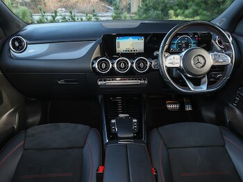 Used Mercedes-Benz GLA 2021 for sale - 77950129: Photo