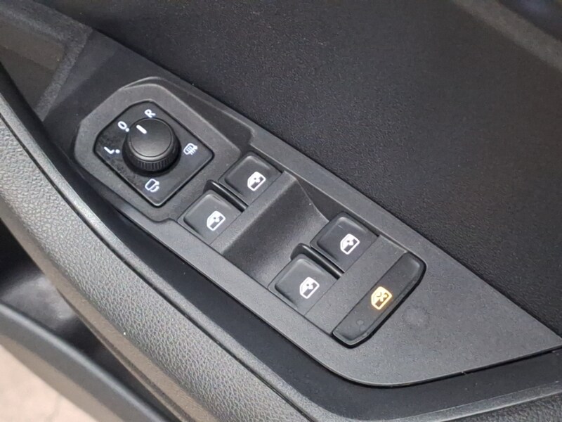 Used Skoda Karoq 2023 for sale - 76920739: Photo 12