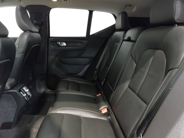 Used Volvo XC40 2024 for sale - 76347985: Photo 6