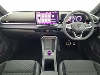 Used Volkswagen T-Roc 2026 for sale - 79310220: Photo