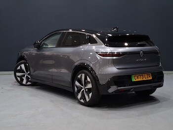 Used Renault Megane E Tech 2023 for sale - 76920977: Photo