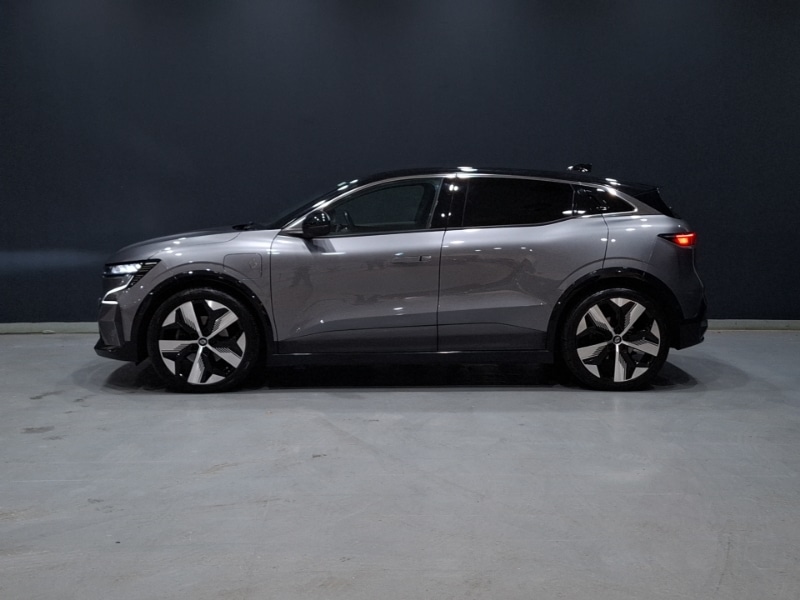 Used Renault Megane E Tech 2023 for sale - 76920977: Photo 4