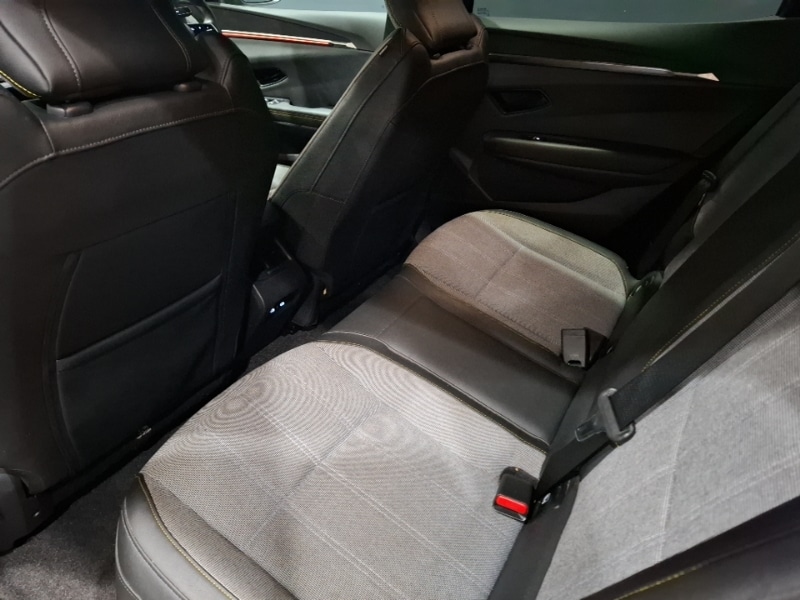 Used Renault Megane E Tech 2023 for sale - 76920977: Photo 6