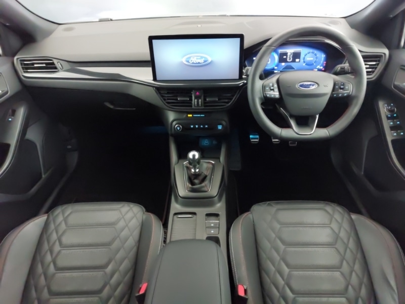 Used Ford Focus 2023 for sale - 77018716: Photo 2