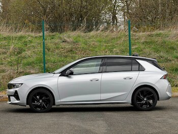 Used Vauxhall Astra 2025 for sale - 75362044: Photo