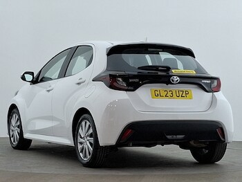 Used Toyota Yaris 2023 for sale - 78327829: Photo