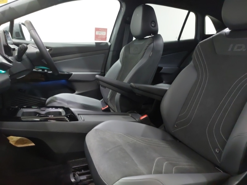 Used Volkswagen ID.4 2025 for sale - 77706661: Photo 5