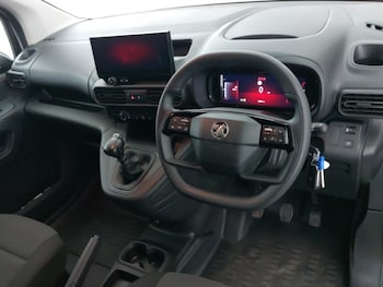 Used Vauxhall Combo 2024 for sale - 76567481: Photo