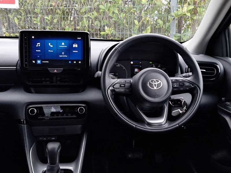 Used Toyota Yaris 2024 for sale - 78156330: Photo 7