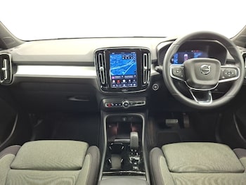 Used Volvo XC40 2023 for sale - 79319009: Photo