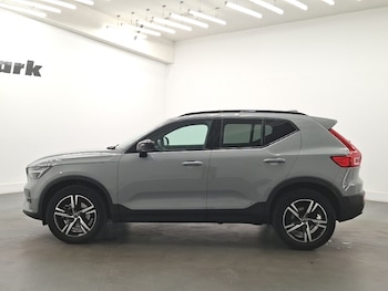 Used Volvo XC40 2023 for sale - 79319009: Photo