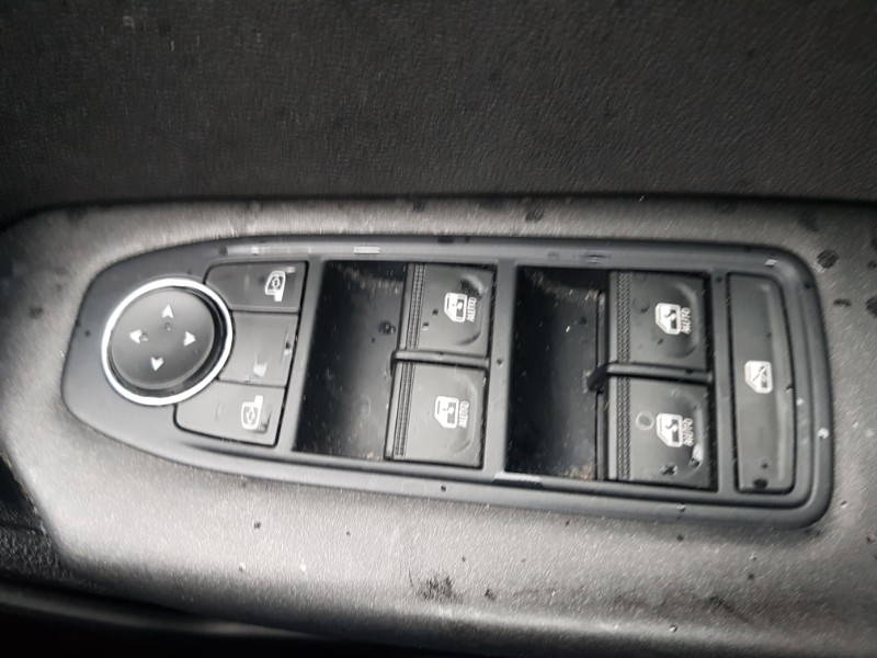 Used Renault Captur 2023 for sale - 77740718: Photo 12