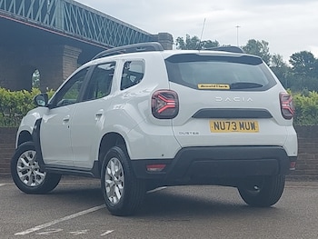 Used Dacia Duster 2023 for sale - 79505295: Photo