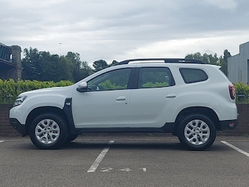Used Dacia Duster 2023 for sale - 79505295: Photo
