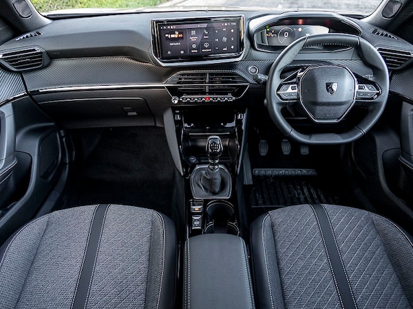Used Peugeot 2008 2025 for sale - 76254429: Photo 2