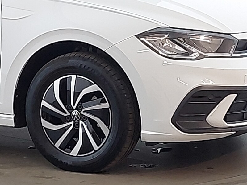 Used Volkswagen Polo 2023 for sale - 77832909: Photo 9