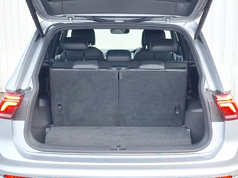 Used Volkswagen Tiguan Allspace 2023 for sale - 76764502: Photo 8