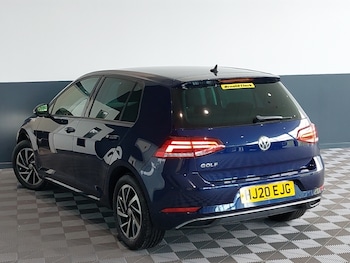 Used Volkswagen Golf 2020 for sale - 75569193: Photo