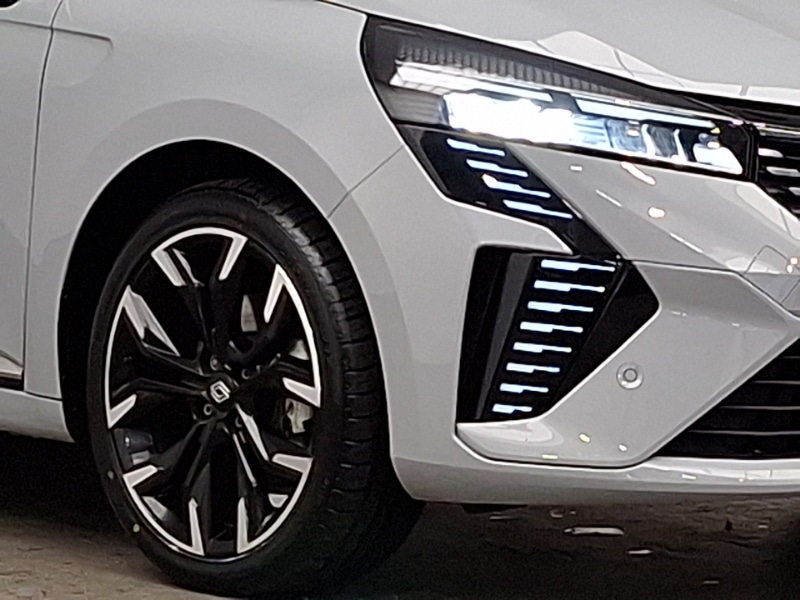 Used Renault Clio 2024 for sale - 76465638: Photo 9