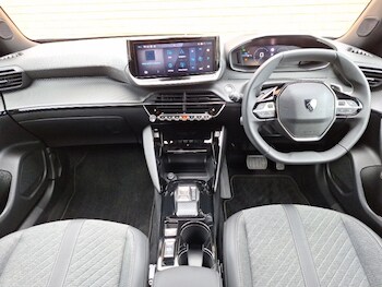 Used Peugeot 2008 2024 for sale - 75909607: Photo
