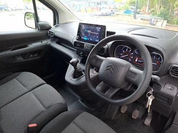 Used Citroen Berlingo 2023 for sale - 79367854: Photo