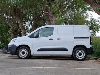 Used Citroen Berlingo 2023 for sale - 79367854: Photo