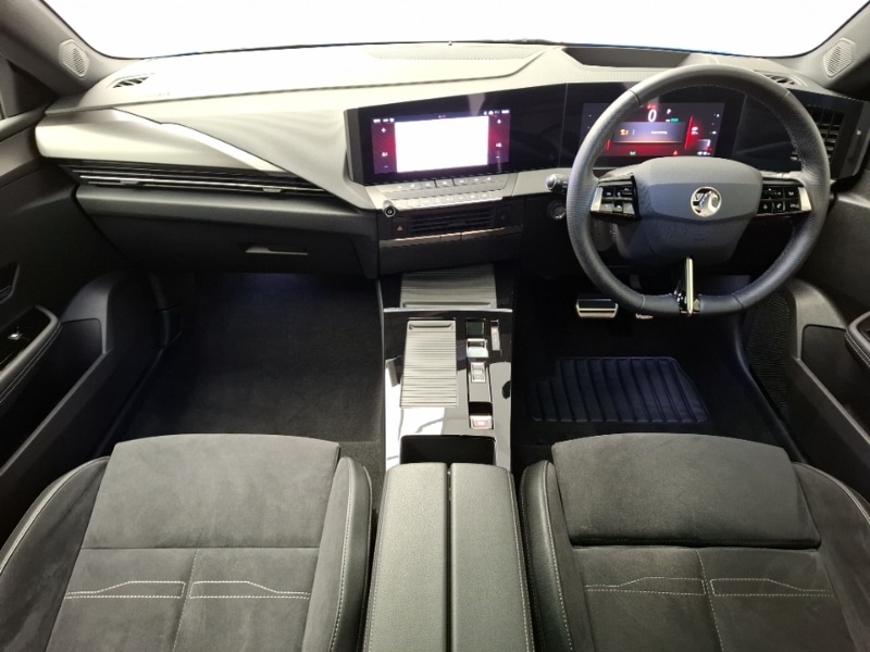 Used Vauxhall Astra 2023 for sale - 76116110: Photo 2