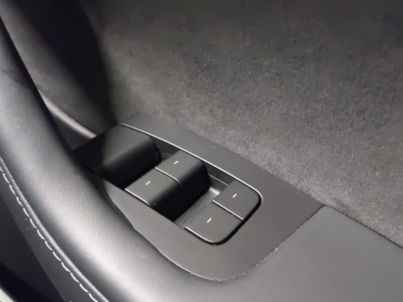 Used Tesla Model 3 2021 for sale - 76952047: Photo 12